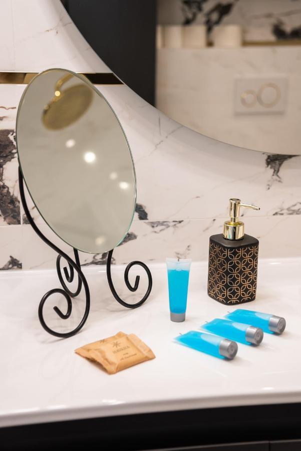 وارسو Wola Marble Apartment المظهر الخارجي الصورة