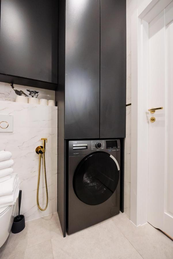 وارسو Wola Marble Apartment المظهر الخارجي الصورة